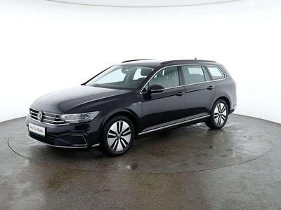 Schwarz metallicperleffektno Gebraucht 2022 VW Passat GTE Kombi | € 22.950 (Fairer Preis)