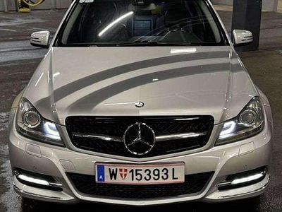 gebraucht Mercedes C220 Avantgarde CDI BlueEfficiency Aut.