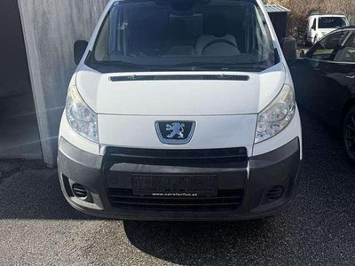 Gebraucht Peugeot TePee 128 PS (94 kW) 2011 Kombi