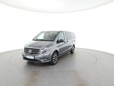 Selenitgrau metallic Gebraucht 2024 Mercedes Vito Van | € 71.988