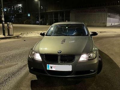 Gebraucht BMW 318 143 PS (105 kW) 2007 Limousine