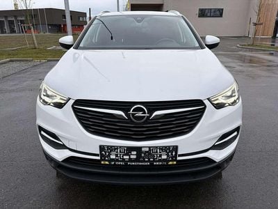 Weiß Gebraucht 2018 Opel Grandland X Edition SUV | € 12.390 (Superpreis)