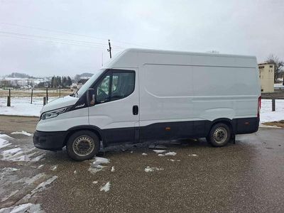 Gebraucht Iveco Daily 156 PS (114 kW) 2021 Weiß Van