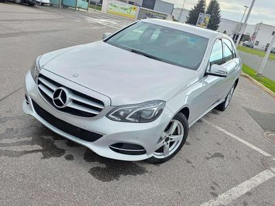 Silber Gebraucht 2013 Mercedes E220 Avantgarde Limousine | € 7.800