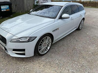 Weiß Gebraucht 2018 Jaguar XF Sportbrake R-Sport Kombi | € 19.500