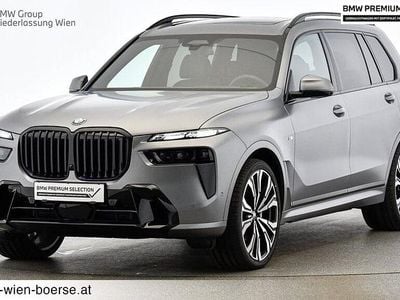 Gebraucht BMW X7 Efficient Dynamics 340 PS (250 kW) 2025 Frozen pure grey SUV