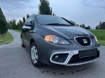 Grau Gebraucht 2007 Seat Altea XL Stylance Van / Kleinbus | € 3.500