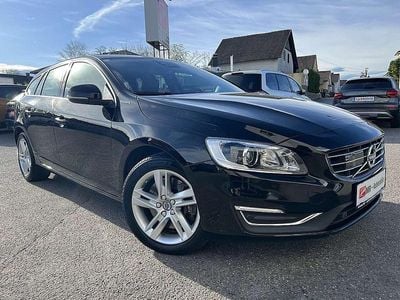Schwarz Gebraucht 2017 Volvo V60 Summum Kombi | € 16.890