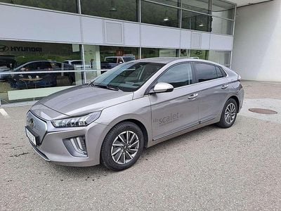 Gebraucht Hyundai Ioniq 100 kW (136 PS) 2022 Grau Kleinwagen