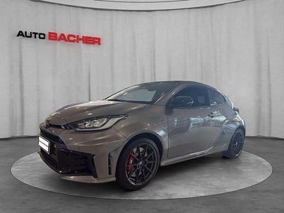 Grau Gebraucht 2024 Toyota Yaris Kleinwagen | € 62.990