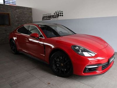 Porsche Panamera 4