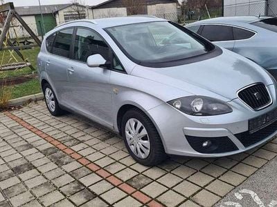 Gebraucht Seat Altea XL Style 125 PS (91 kW) 2009 Silber Van / Kleinbus