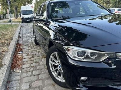 Gebraucht 2015 BMW 320 Efficient Dynamics Kombi | € 8.700 (Etwas zu teuer)