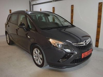 Grau Gebraucht 2014 Opel Zafira Tourer Van / Kleinbus | € 5.690 (Fairer Preis)