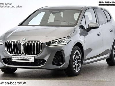 Gebraucht BMW 225 Active Tourer Efficient Dynamics 245 PS (180 kW) 2024 Grau Van / Kleinbus