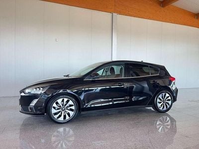 Schwarz Gebraucht 2021 Ford Focus Limousine | € 14.990 (Guter Preis)
