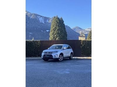 Gebraucht Suzuki Vitara 129 PS (94 kW) 2022 Grau SUV