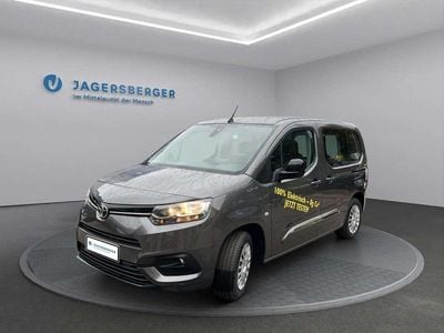 Grau Gebraucht 2024 Toyota Proace Verso City Kombi | € 25.990 (Guter Preis)