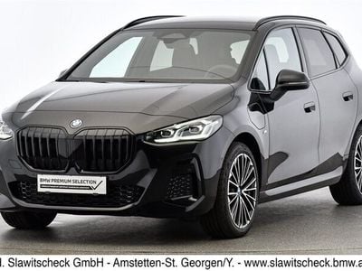 Saphirschwarz Gebraucht 2024 BMW 230e Active Tourer Efficient Dynamics Van / Kleinbus | € 39.790 (Guter Preis)