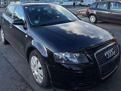 Schwarz Gebraucht 2006 Audi A3 Sportback Ambiente Kleinwagen | € 3.500