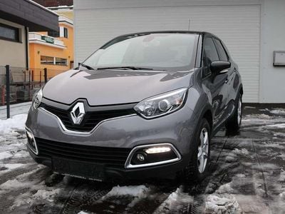 Grau Gebraucht 2017 Renault Captur Dynamique SUV | € 11.750 (Fairer Preis)