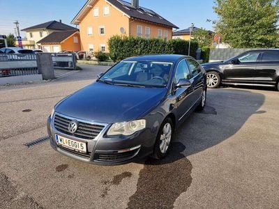 Grau Gebraucht 2010 VW Passat Comfortline Limousine | € 6.900 (Fairer Preis)