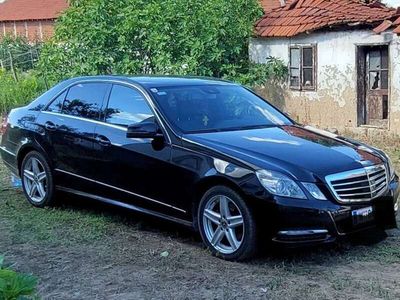 Mercedes E200