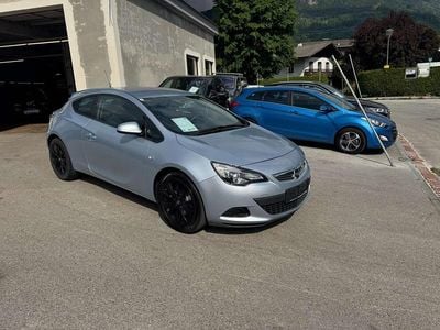 Grau Gebraucht 2015 Opel Astra Basis Coupé | € 8.900