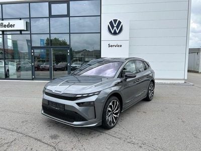 Mittelgrau metallic Neu 2025 Skoda Enyaq iV SportLine SUV | € 56.600 (Etwas zu teuer)