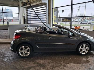 Gebraucht Peugeot 207 CC 120 PS (88 kW) 2010 Cabrio