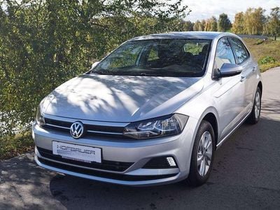 Silber Gebraucht 2020 VW Polo Comfortline Limousine | € 16.900 (Etwas zu teuer)