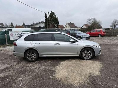 Grau Gebraucht 2022 VW Golf VIII Life Kombi | € 11.666 (Guter Preis)