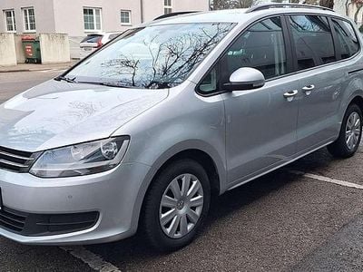Gebraucht VW Sharan Trendline 140 PS (102 kW) 2012 Schwarz Van / Kleinbus