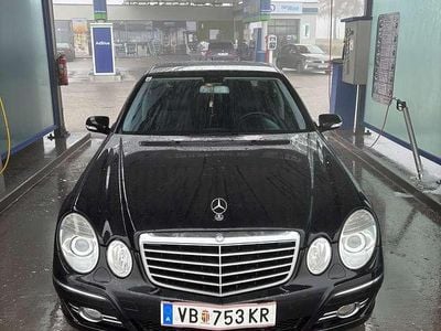 Schwarz Gebraucht 2008 Mercedes E280 Avantgarde Limousine | € 5.500 (Fairer Preis)