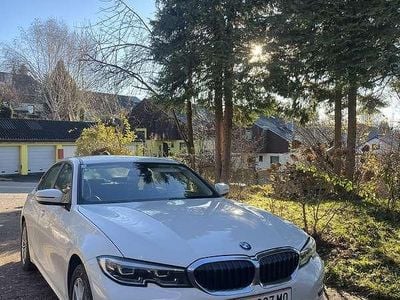 Gebraucht BMW 330 184 PS (135 kW) 2020 Limousine