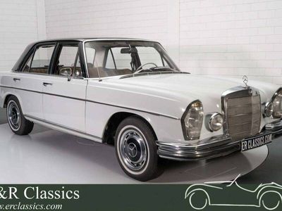Weiß Gebraucht 1968 Mercedes 250 Limousine | € 22.950