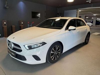 Gebraucht Mercedes A180 Style 116 PS (85 kW) 2022 Weiß Limousine
