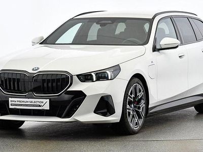 Alpinweiß Gebraucht 2024 BMW 530e Efficient Dynamics | € 62.891