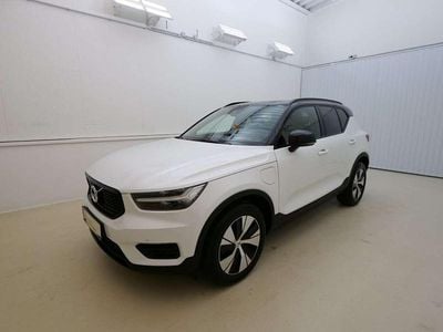 Weiß Gebraucht 2020 Volvo XC40 R-Design SUV | € 29.900 (Etwas zu teuer)