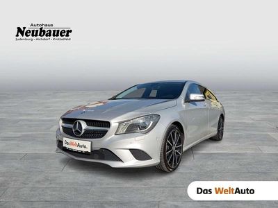 Grau Gebraucht 2016 Mercedes CLA200 Shooting Brake Kombi | € 17.990 (Fairer Preis)