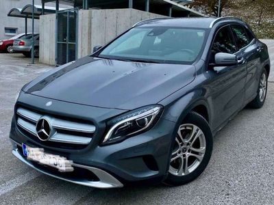 Mercedes GLA200