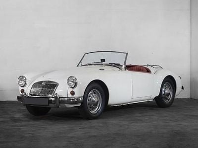 Weiß Gebraucht 1959 MG MGA Cabrio | € 33.000