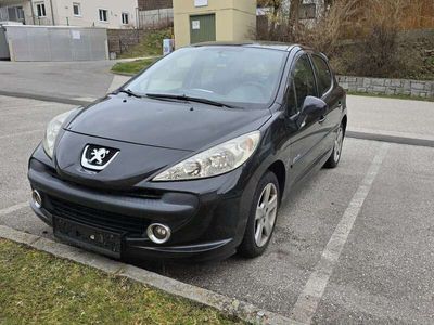 gebraucht Peugeot 207 Active 16 HDi 90