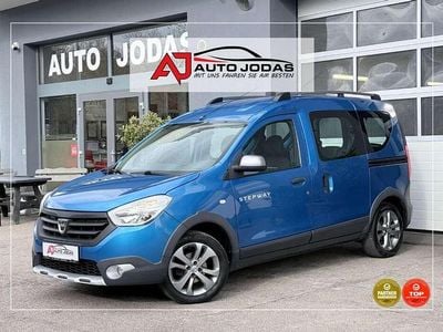Blau Gebraucht 2015 Dacia Dokker Stepway Van / Kleinbus | € 8.800 (Fairer Preis)