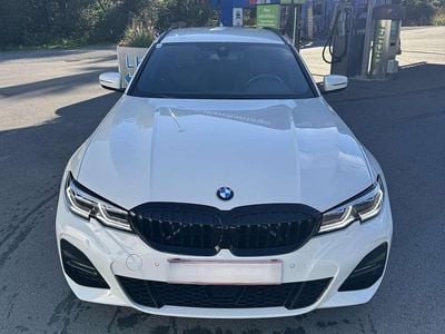 Weiß Gebraucht 2022 BMW 320 M Sport Kombi | € 37.390 (Fairer Preis)