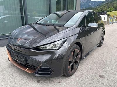 Grau Gebraucht 2022 Cupra Born Kleinwagen | € 28.000 (Etwas zu teuer)