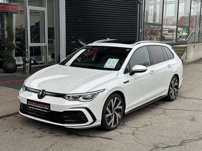 gebraucht VW Golf VIII Variant 20 TDI R-Line DSG / AHK / RFK / SZH