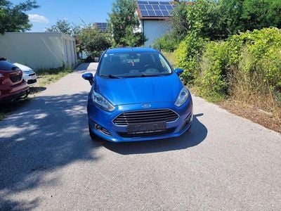 Blau Gebraucht 2013 Ford Fiesta Titanium Kleinwagen | € 5.500 (Fairer Preis)