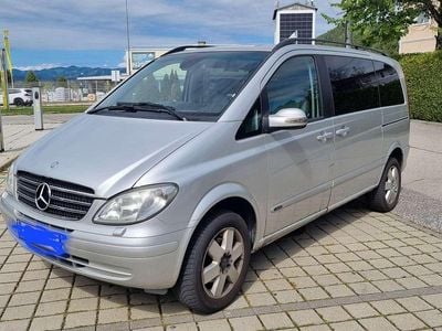 Silber Gebraucht 2008 Mercedes Viano Van / Kleinbus | € 11.500