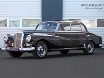 Braun Gebraucht 1961 Mercedes 300 Limousine | € 70.000